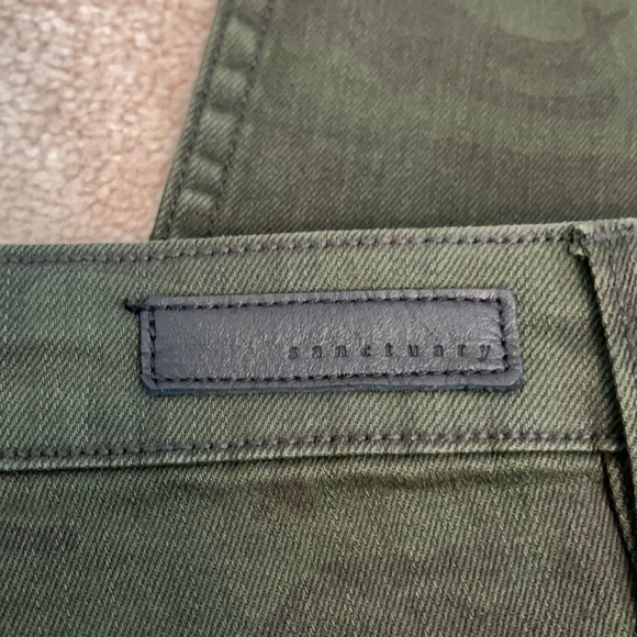 EUC - Sanctuary Denim Ace Utility Ankle Jeans in Camo - Size 30 - Picture 7 of 11